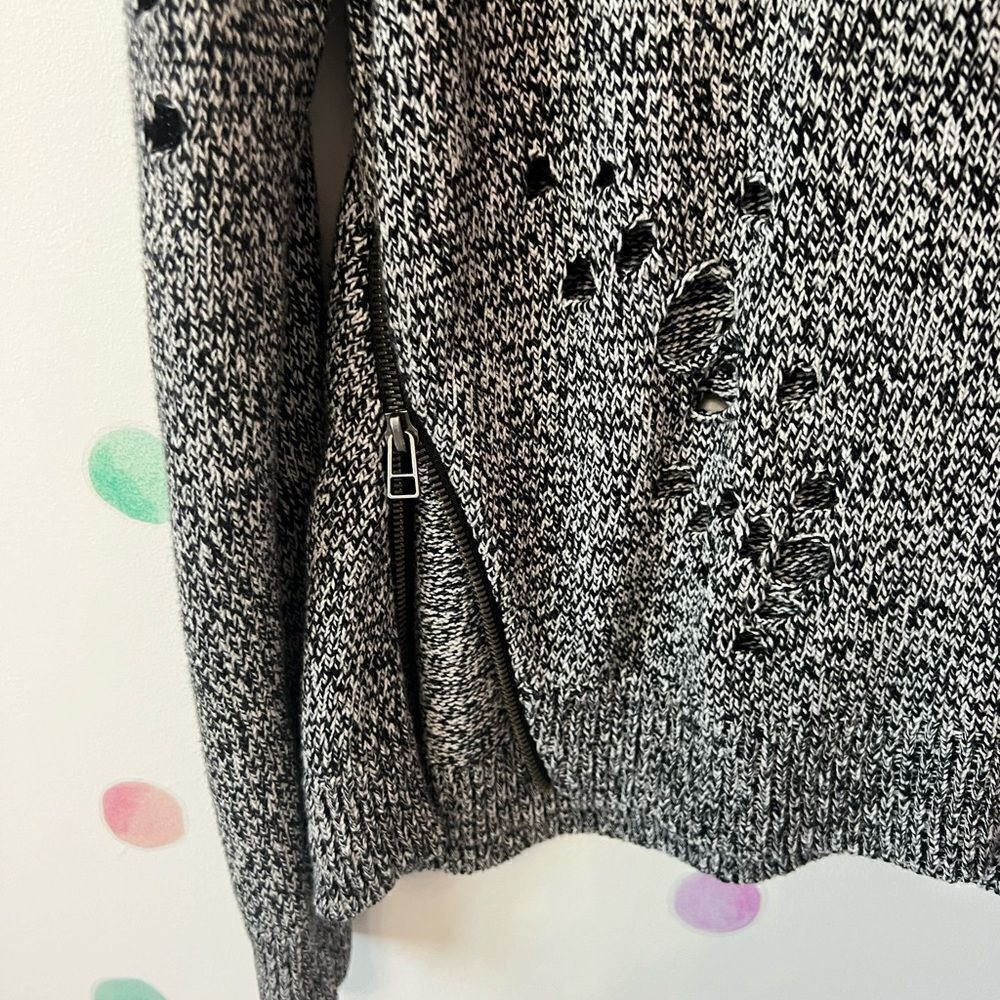 Express Destructed Sweater - Picture 6 of 6